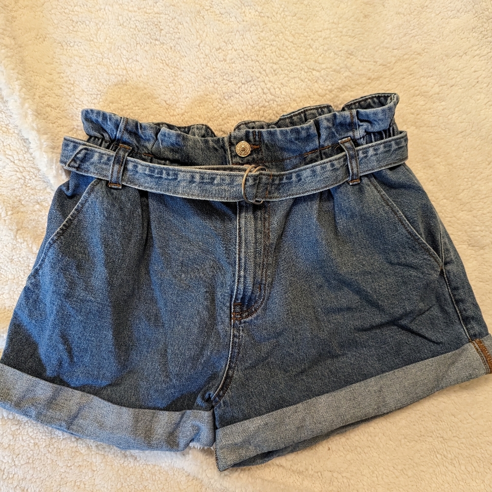 Cute High Waist Shorts With Belt
